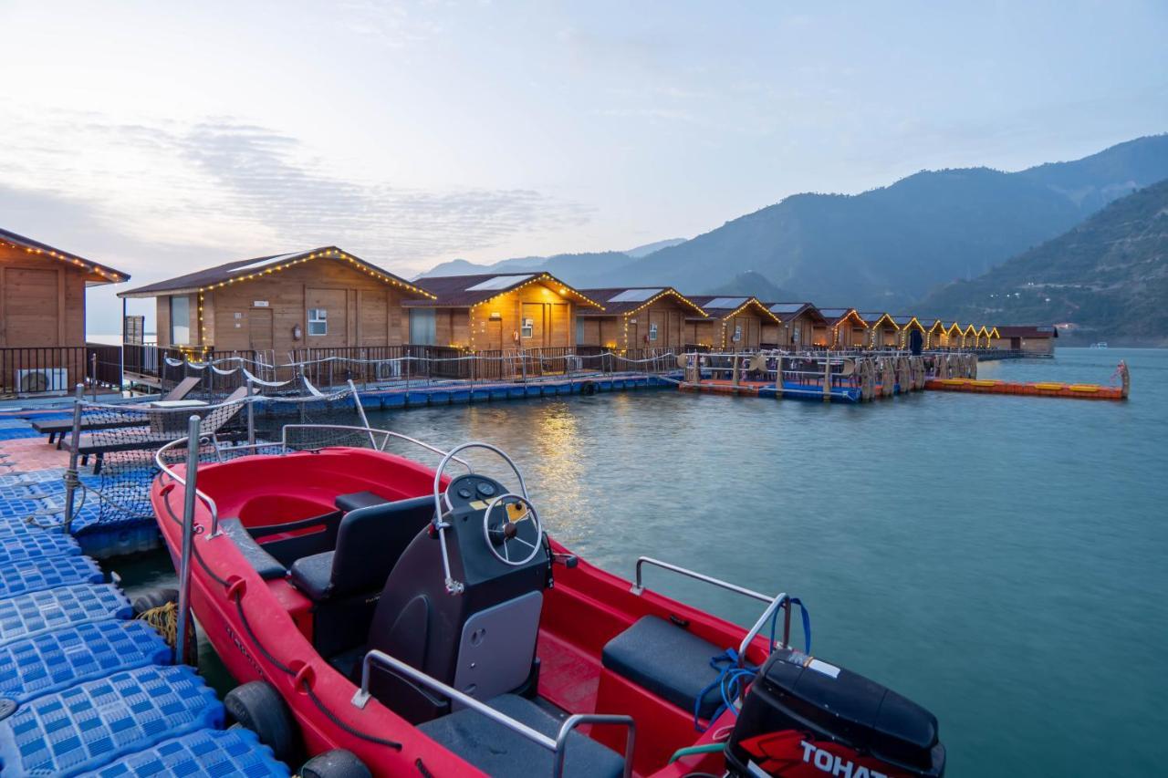 Le Roi Floating Huts & Eco Rooms Tehri New Tehri Exterior foto