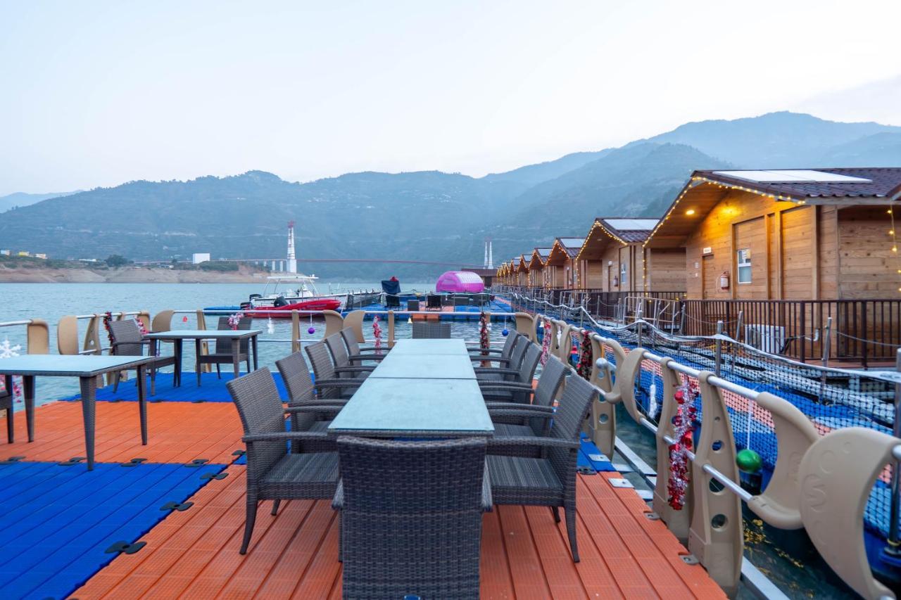 Le Roi Floating Huts & Eco Rooms Tehri New Tehri Exterior foto